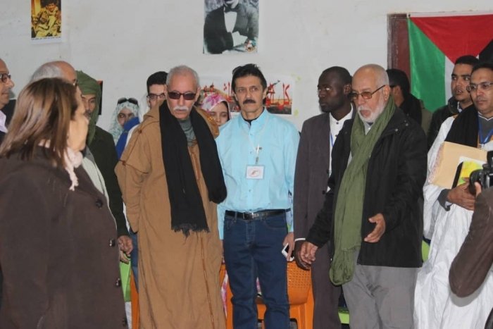 El Presidente de la República supervisa la graduación de una nueva promoción de cuadros políticos en la Escuela Nacional de cuadros saharauis Mártir El-Wali | Sahara Press Service El Presidente de la República supervisa la graduación de una nueva promoción de cuadros políticos en la Escuela Nacional de cuadros saharauis Mártir El-Wali | Sahara Press Service