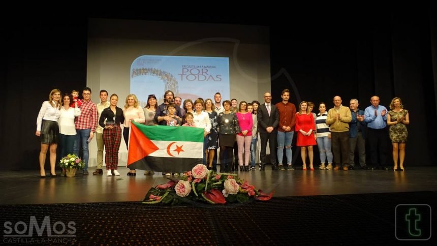 Argamasilla de Alba reconoce el ejemplo a seguir de personas y colectivos en el Acto Institucional con motivo del 8M Argamasilla de Alba reconoce el ejemplo a seguir de personas y colectivos en el Acto Institucional con motivo del 8M