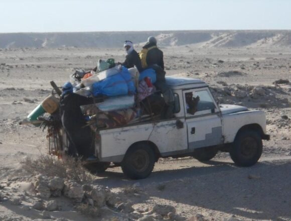 Mauritania desaloja a saharauis de una localidad fronteriza con Argelia tras llevar años allí instalados