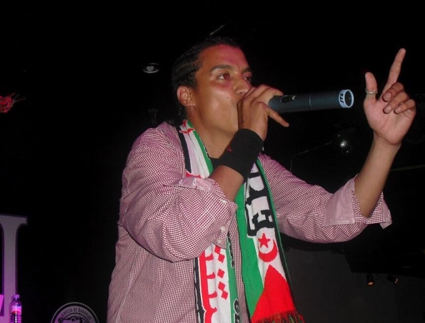 «Hay un muro de 2.720 kilómetros del que nadie sabe nada» – ENTREVISTA… YSLEM HIJO DEL DESIERTO en Diario de Pontevedra