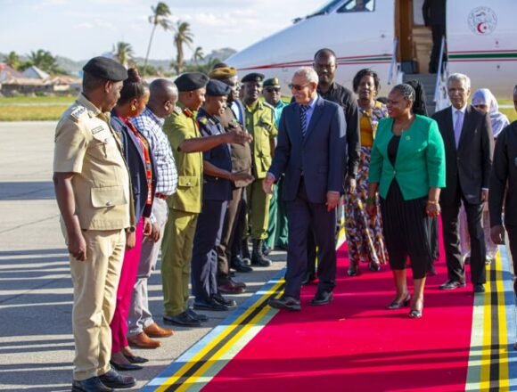 909e495d-4905-4083-87d7-ef7e452966cf_1 El Presidente de la República llega a Tanzania para participar en el Congreso del Partido Revolucionario de Tanzania | Sahara Press Service