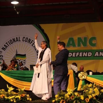 La delegación del Frente POLISARIO que participa en el 55 Congreso del ANC sudafricano se reúne con varias delegaciones participantes | Sahara Press Service