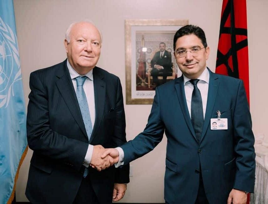 Miguel-Angel-Moratinos-y-Naser-Burita España aportó un millón de euros en 2022 a la Alianza de Civilizaciones. «Moratinos tiene una remuneración de 188.253 dólares brutos anuales (unos 178.000 euros)» – El Independiente