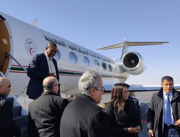 El nieto de Nelson Mandela llega a los campamentos de refugiados saharauis