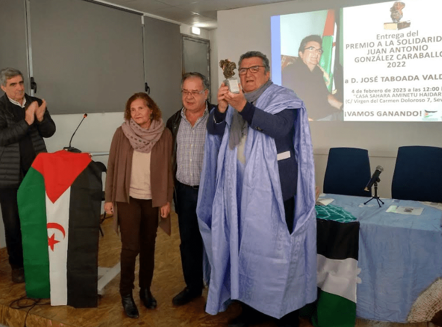 Pepe Taboada recibe el Premio a la Solidaridad por toda una vida luchando por la libertad del pueblo saharaui | Contramutis