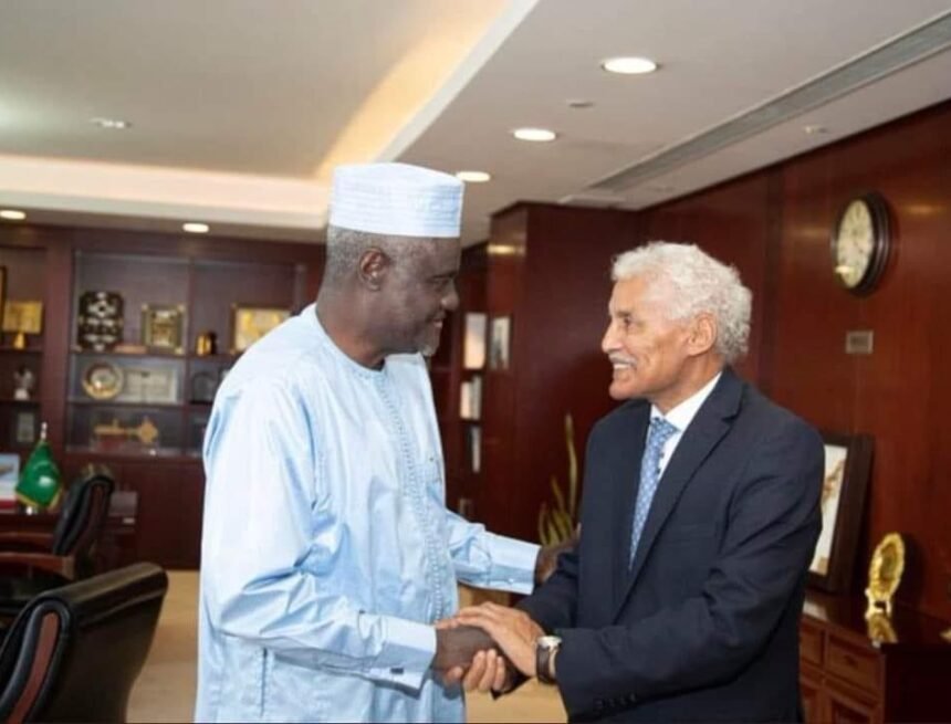 El Ministro de Exteriores saharaui se reúne con el presidente de la Comisión de la Unión Africana para explorar el papel que puede desempeñar la UA en el conflicto