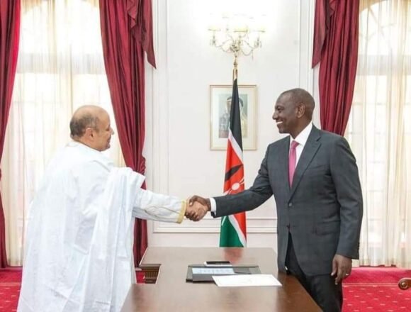 1677672883381869-0 El presidente de Kenia recibe al nuevo embajador saharaui en Nairobi, Mohamed Limam Sidbachir