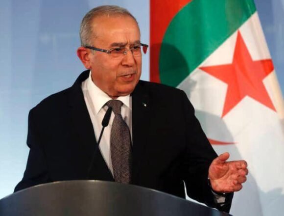 Ahmed Attaf releva a Ramtane Lamamra en el Ministerio de Exteriores de Argelia