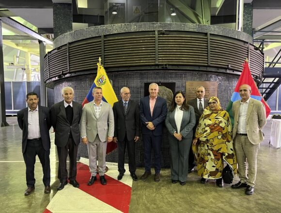 El presidente saharaui visita el Parque Nacional Waraira Repano de Venezuela