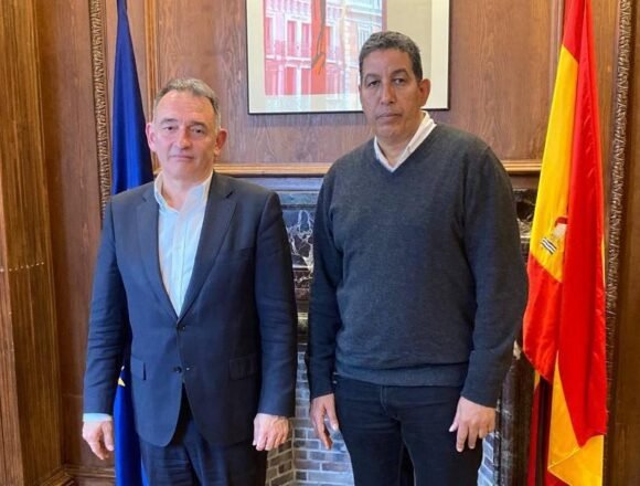 fqm0botwwaagzlw Enrique Santiago, diputado de UP/IU, se reúne con el delegado del Frente POLISARIO en España para coordinar acciones en el Congreso a favor de la autodeterminación del pueblo saharaui | Sahara Press Service