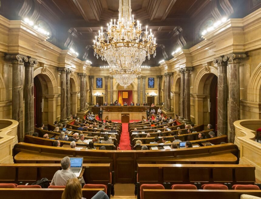 Parlamento de Cataluña conmemora el 47 aniversario de la RASD y exige al Gobierno español que asuma «su responsabilidad sobre el Sáhara Occidental» | Sahara Press Service