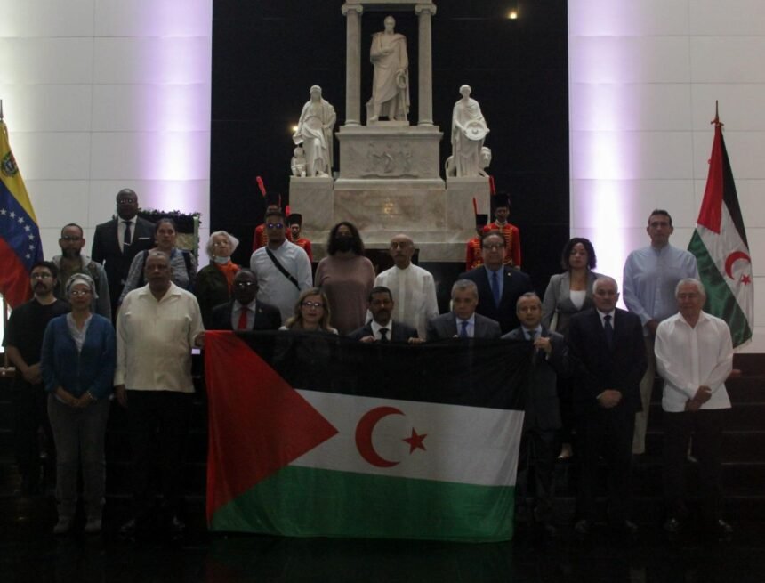 Embajador saharaui en Caracas deposita ofrenda floral en el Panteón Nacional de Venezuela | Sahara Press Service