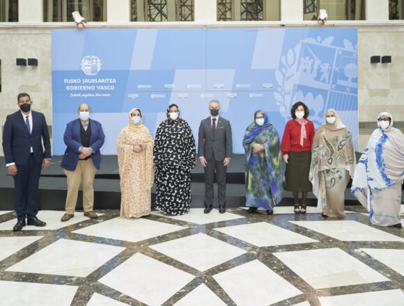 Lehendakari Iñigo Urkullu recibe a la delegación saharaui que participa en la conferencia de ciudades hermanadas | Sahara Press Service