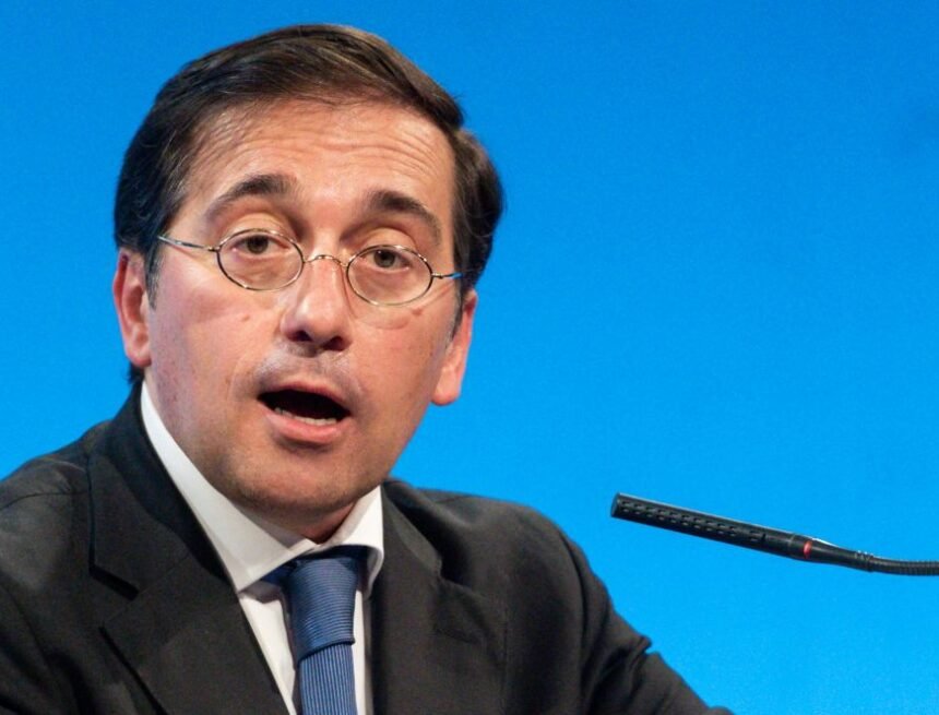 El ministro español Albares reconoce que hay un bloqueo de operaciones comerciales por parte de Argelia