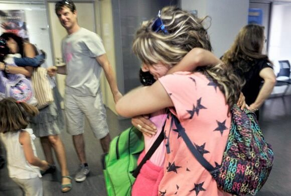 10-1kama-ninos-saharauis-llegada-kam6844-696x392 El programa de los niños saharauis ‘Vacaciones en paz’ busca familias | El Adelantado de Segovia