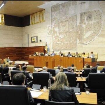 La Asamblea de Extremadura renueva su «compromiso con el futuro en libertad» del pueblo saharaui