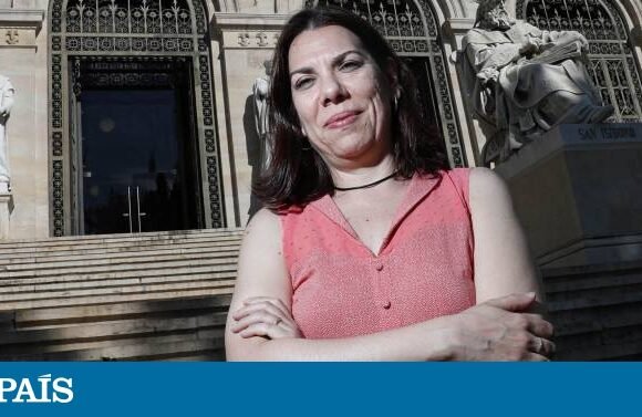 Conchi Moya: “El desierto encierra mucha vida y calma” | Madrid | EL PAÍS – Por Fernando Íñiguez