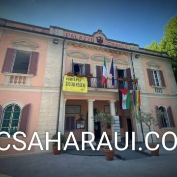 Vacaciones en Paz: Municipio italiano decide exhibir la bandera saharaui para recordar la no llegada de los pequeños embajadores de la causa saharaui