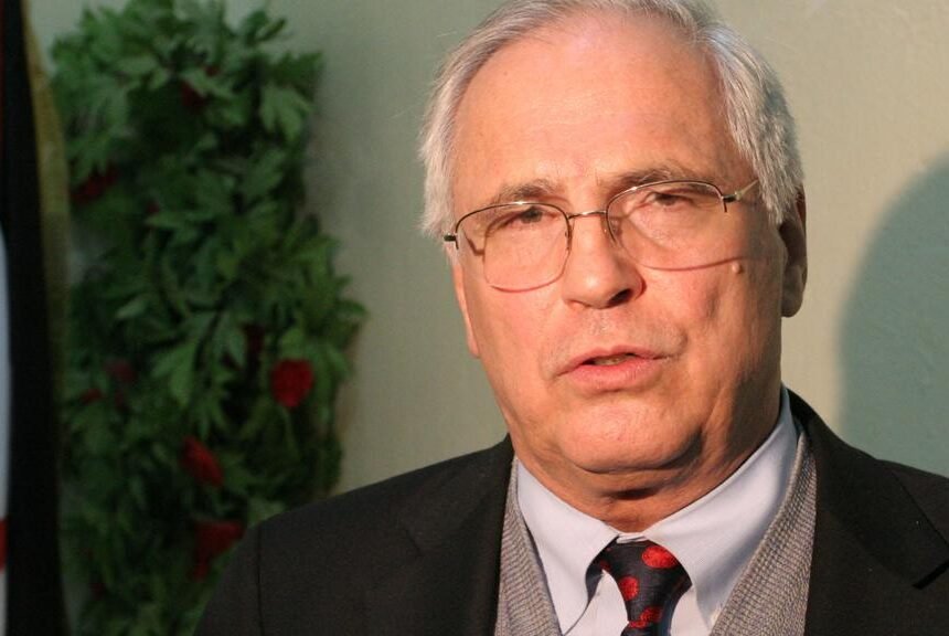 Este es lo que el ex enviado de la ONU al Sáhara Occidental, Christopher Ross, recomienda para concluir el proceso de descolonización interrumpido por Marruecos