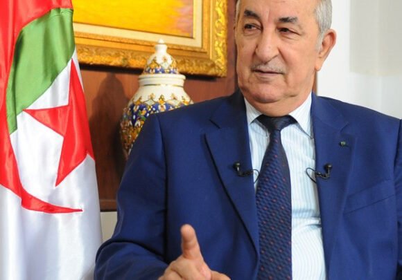 El presidente de Argelia analiza con el primer ministro italiano la situación en el Sáhara Occidental