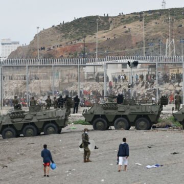 Crisis migratoria hispano marroquí en Ceuta. ¿Nueva Marcha Verde? – Por Jorge Alejandro Suárez Saponaro/ECS 