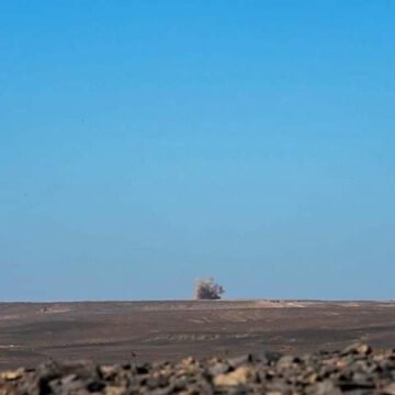 1640393622663240-0 El Ejército saharaui bombardea una base marroquí y un videoclip documenta los primeros momentos del ataque