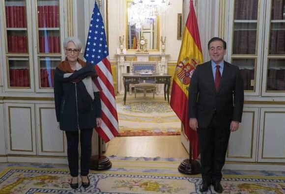 EE.UU escenifica ante Albares que apoya el derecho del pueblo saharaui a «una vida digna»