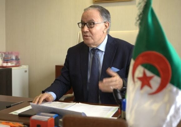 Argelia tacha de «lamentables e inaceptables» las declaraciones de Albares sobre el presidente argelino acerca de #LaTraiciónDeSánchez al pueblo saharaui. «Tendrá que asumir las consecuencias», advierte un comunicado de Exteriores.