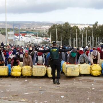 Marruecos desmiente a Sánchez y anuncia que no habrá aduana comercial en Ceuta ni Melilla