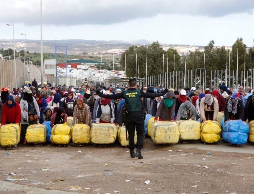 Marruecos desmiente a Sánchez y anuncia que no habrá aduana comercial en Ceuta ni Melilla