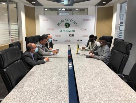 Una delegación de la Comisión de Paz y Seguridad de la Unión Africana realiza una visita a la República Saharaui