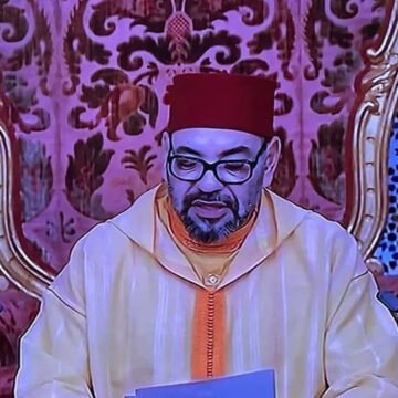 Mohamed VI elogia a sus fuerzas armadas por «defender la integridad territorial» y reconoce muertes en guerra del Sáhara Occidental