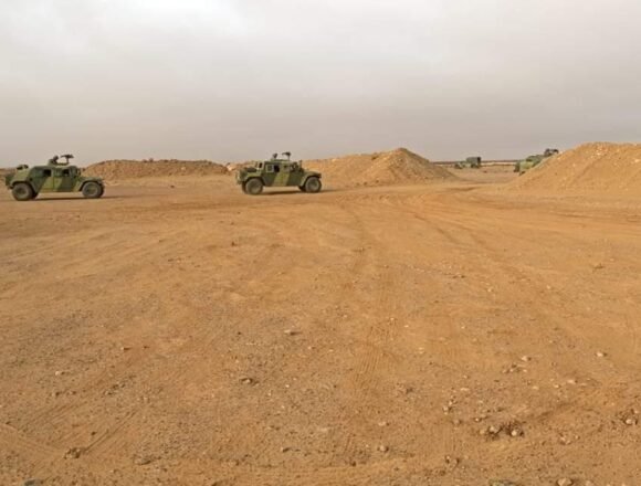 Marruecos acantona tropas en Güelta cerca del muro militar que divide el Sáhara Occidental