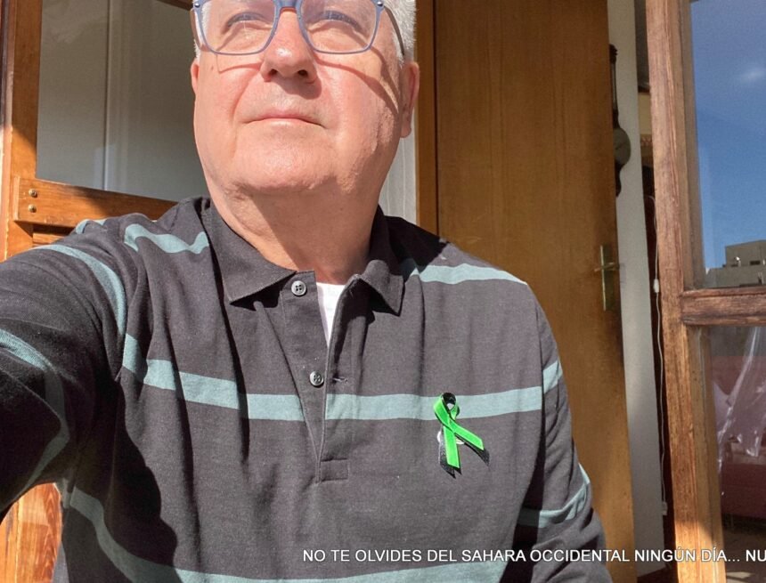 2-1-1 Ponte un lazo verde y negro por la libertad de los presos políticos saharauis