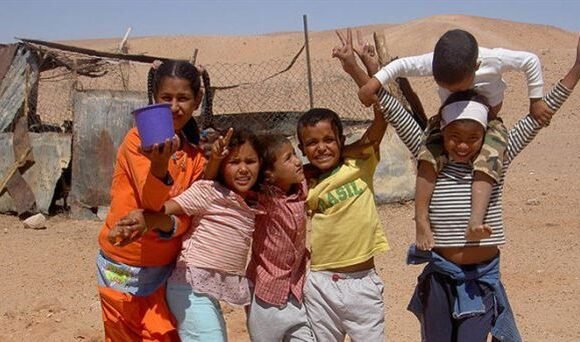 «Las vacaciones aquí les devuelve la salud que el desierto les roba» Eli Izagirre | Hágase la luz | EiTB
