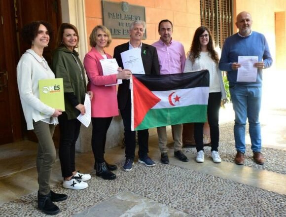 El Intergrupo Paz y Libertad en el Parlament de les Illes Balears pide nacionalidad para los saharauis