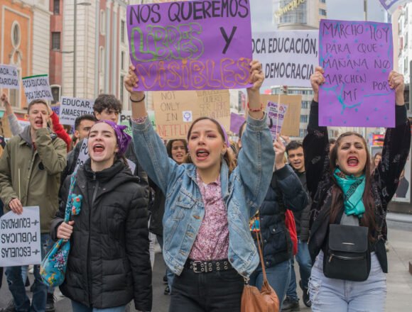 Construire un monde plus juste pour des millions de filles | Human Rights Watch