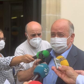 Archivo - Portavoz de grupo parlamentario de PP+Cs, Carmelo Barrio. PP+Cs pide que el Parlamento Vasco «ratifique su apoyo» al Sáhara Occidental…