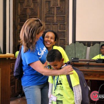 Una comida solidaria por unas ‘Vacaciones en Paz’