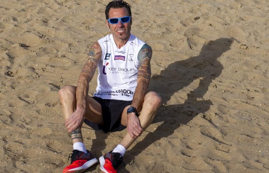 Mundo Deportivo: Jon Salvador vuelve a la arena del Sahara Marathon tras una recuperación exprés