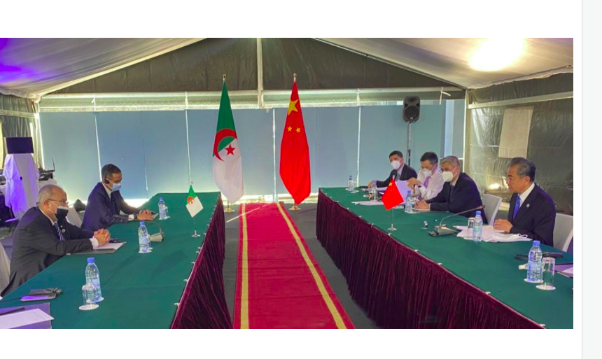 Minicumbre Argelia-China al margen del Foro de Cooperación China-África celebrado en Senegal