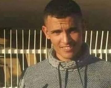 Poemario por un Sahara Libre: Nuevo aplazamiento del juicio contra el estudiante saharaui Husein Bachir Brahim que llegó a Canarias en busca de asilo y España entregó a Marruecos