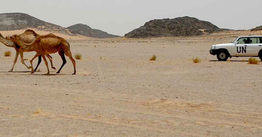 MINURSO Team on Patrol in Western Sahara ONGs claman contra el mandato de MINURSO en su 28º aniversario, y recalcan la ineficiencia y falta de su misión desde su creación para el referéndum | ECS