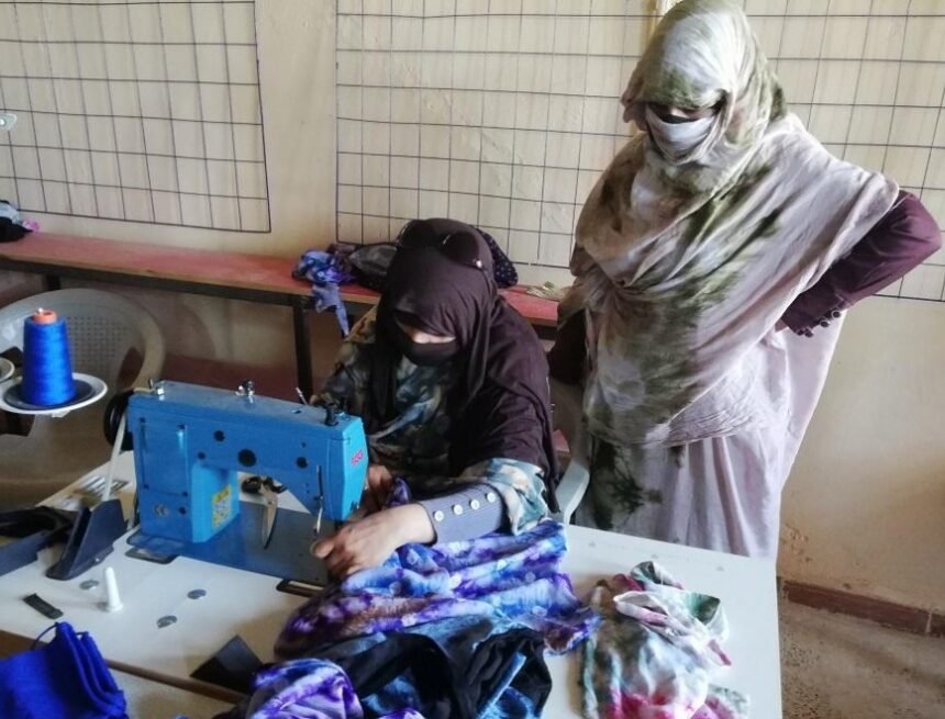 5eeccf72ea0ae.r_1592804750387.0-0-1000-667 Sahara Libre Wear, la línea de ropa exclusiva hecha en un campo de refugiados que resiste a la pandemia | Público