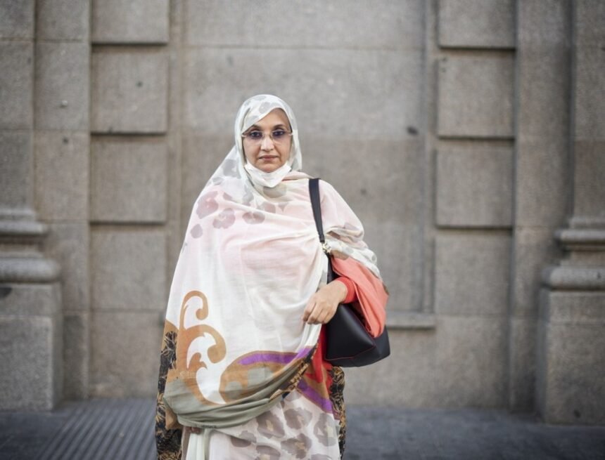 Aminetu Haidar: «Esperamos que el Gobierno español pueda liderar el proceso de descolonización del Sáhara» | Público @JDSato