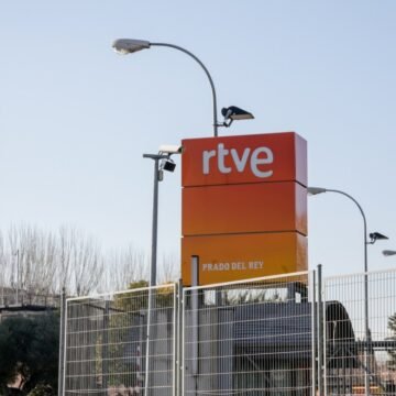 El Consejo de Informativos de RTVE denuncia el veto de un viaje de periodistas al Sáhara Occidental | Público