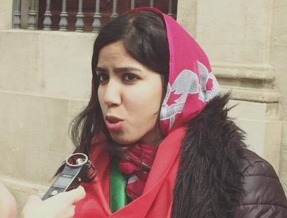 64438252_1598990066901367_2964881242291437568_n Las fuerzas de ocupación marroquíes han retenido, y han confiscado el móvil, de la periodista saharaui Hayat Rguibi