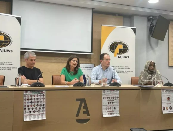 Principio del fin del expolio del Sáhara Occidental: el 17 de julio deben retirarse los pesqueros europeos | Público