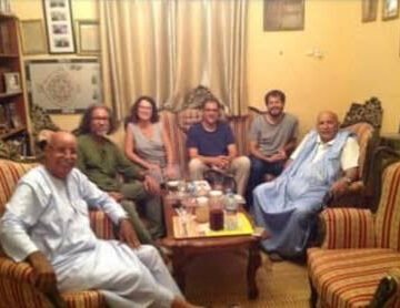 Generación de la Amistad saharaui: Encuentro de profesores de antropología con el intelectual mauritano Ahmed Mahmud (Jamal)