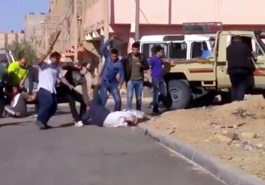 Adala UK: La policía marroquí golpeó brutalmente a ciudadanos saharauis antes de su detención. – Human Rights for Western Sahara